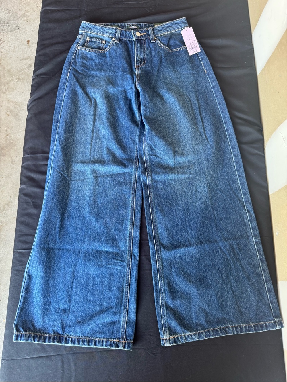Wild Fable Size 6 / 31" Mid Rise Ultra Wide Leg Jeans Dark Wash NWT
